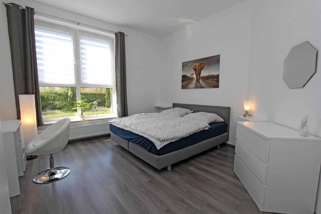 Ferienwohnung Mit 3 Schlafraeumen Neubrandenburg Esterno foto